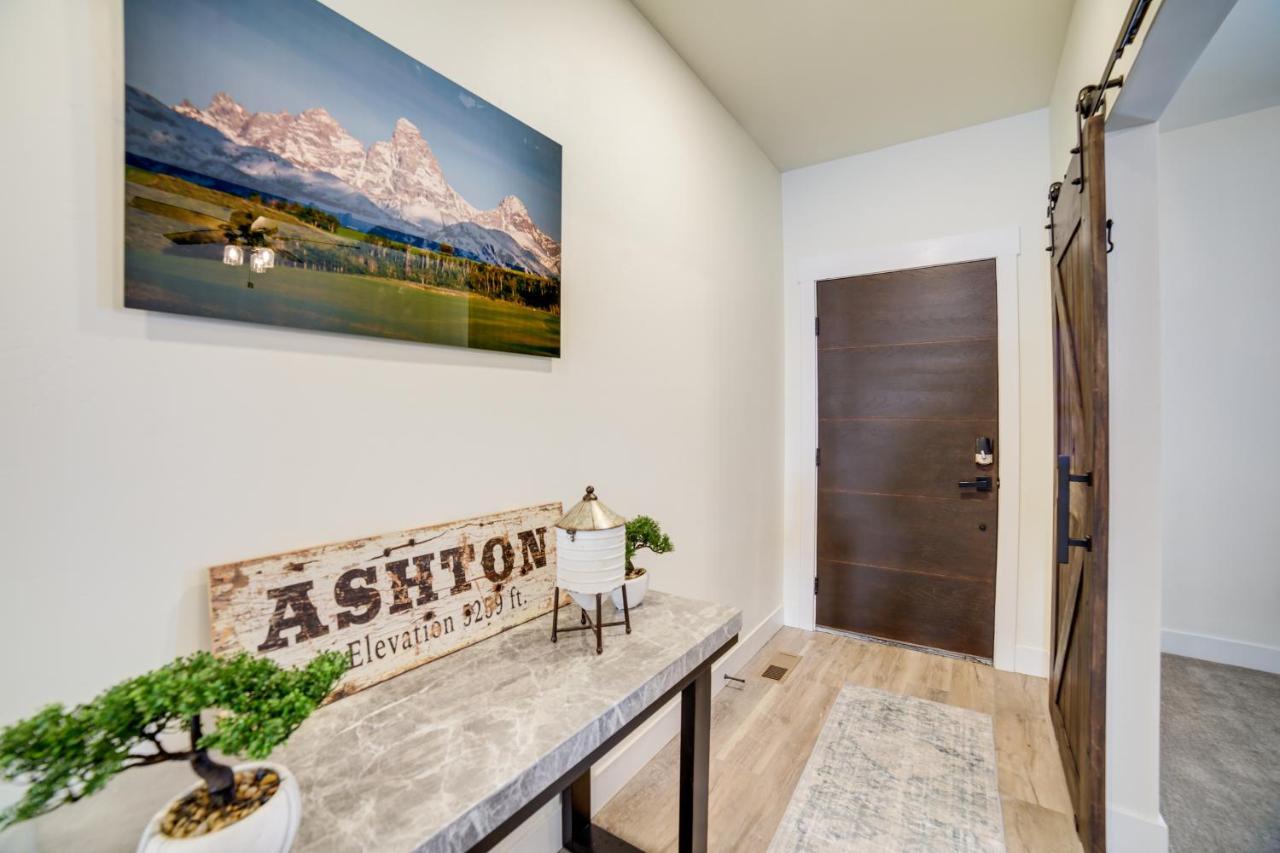 Teton Valley Getaway With Private Deck And Hot Tub! Ashton Exterior foto